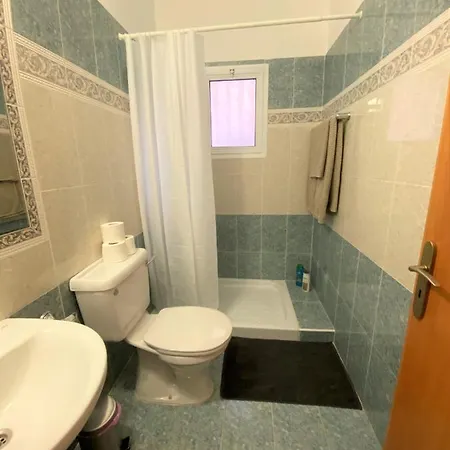 Sirena Cypria - Cozy Apartment In Paphos Apartment